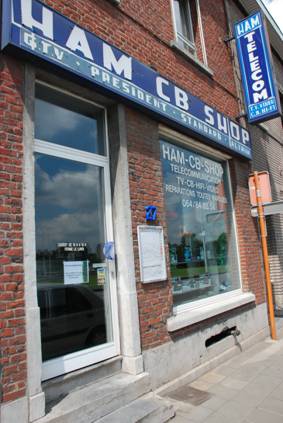 Entree du magasin HAM CB SHOP a La Louviere